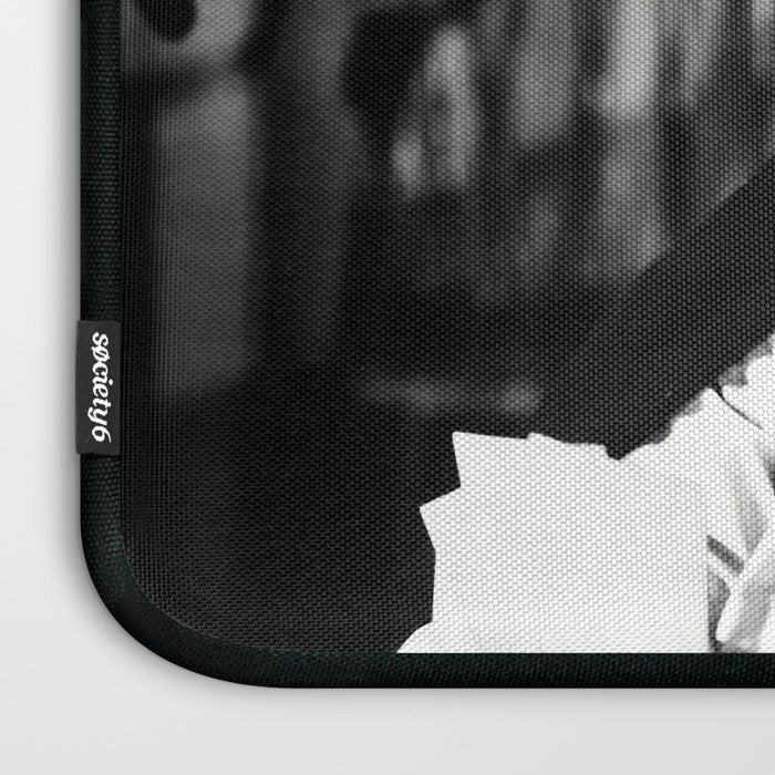 Clark Gable Playing Poker Retro Vintage Art Laptop Sleeve Gallery Image 3