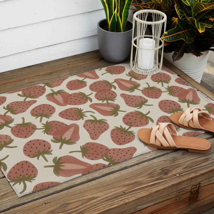 Strawberry Bowl Outdoor Rug Gallery Image 2