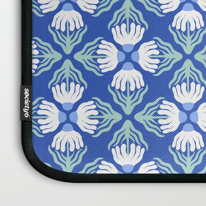 Funky Wavy Daisy Pattern Laptop Sleeve Gallery Image 3