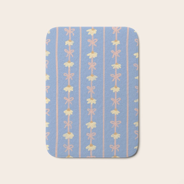 Daisy nostalgia III Bath Mat Gallery Image 1