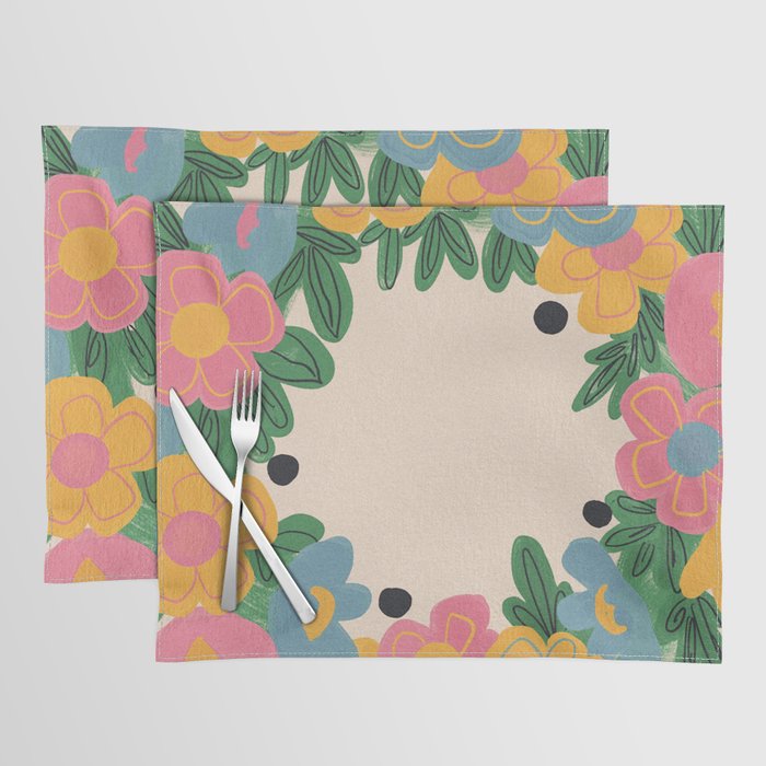 Floral Wreath Placemat Gallery Image 1