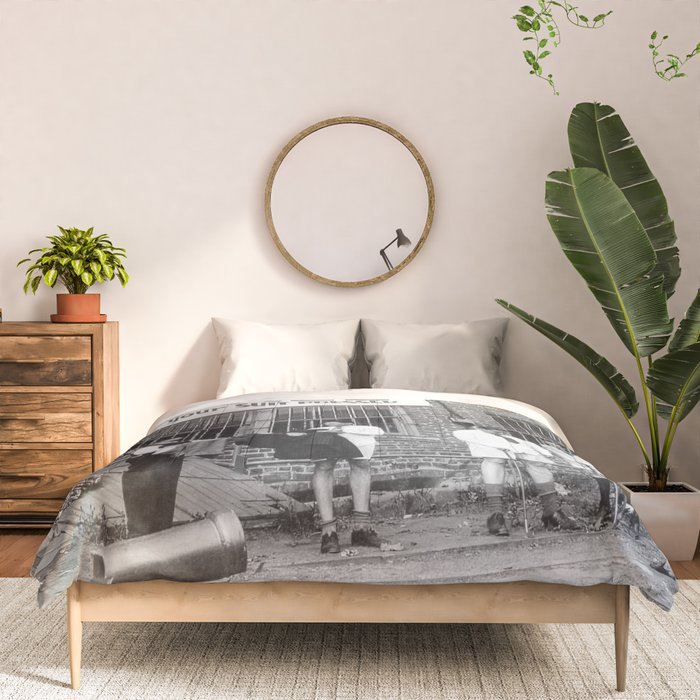 Men Playing Golf, Vintage Black and White Art Comforter Gallery Image 3