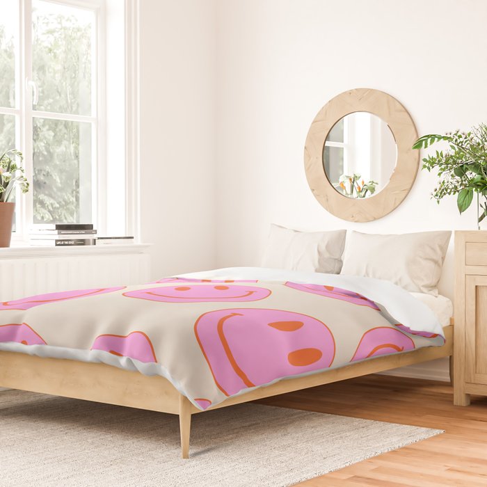 Keep Smiling! - Large Pink and Beige Smiley Face Pattern Duvet Cover Gallery Image 2