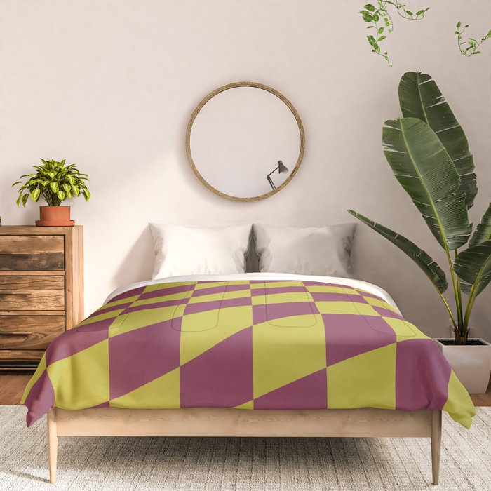Wavy Ripe Berry x Chartreuse Comforter Gallery Image 3