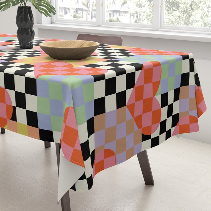 Retro love heart checkered pattern Tablecloth Gallery Image 3