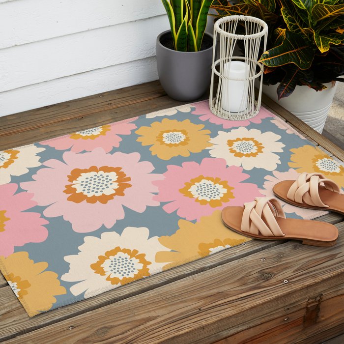 Cozy Summer Floral Outdoor Rug Gallery Image 2