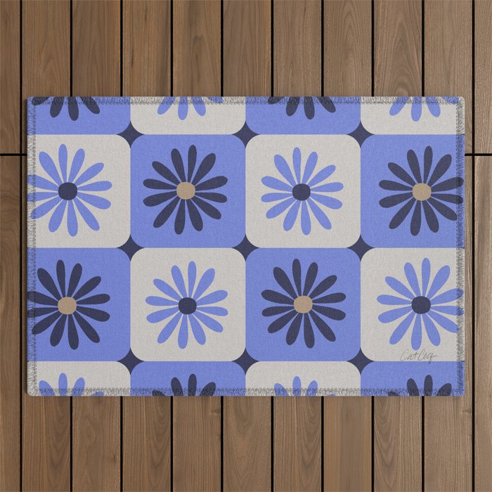Checkered Daisies - Periwinkle Outdoor Rug Gallery Image 1