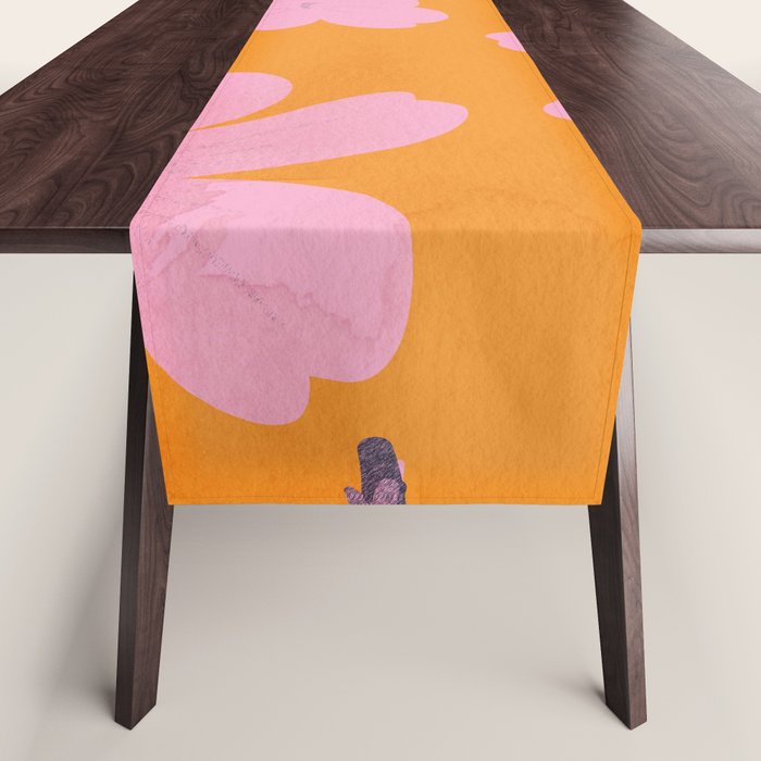 Abstract Minimal Flowers 18 Table Runner Gallery Image 1