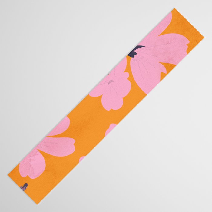 Abstract Minimal Flowers 18 Table Runner Gallery Image 3