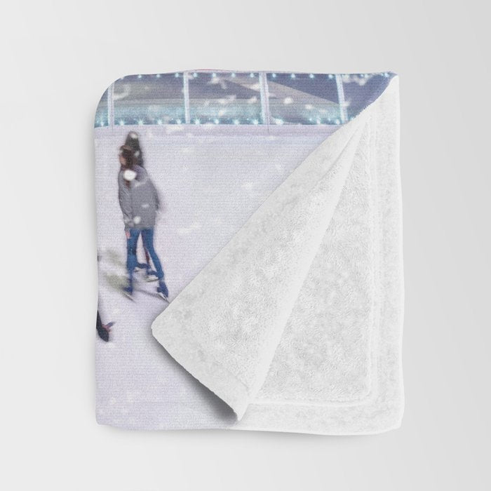 Rockefeller Center Christmas Tree New York City Throw Blanket Gallery Image 3