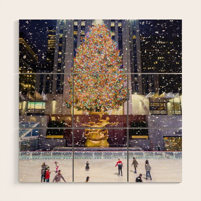 Rockefeller Center Christmas Tree New York City Wood Wall Art Gallery Image 1