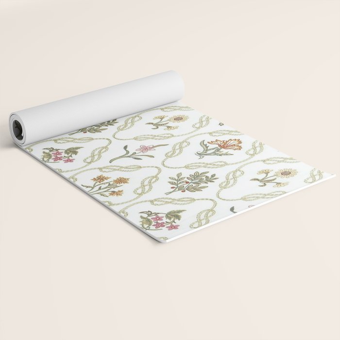 William Morris Kelmscott Trellis Ivory Amber Yoga Mat Gallery Image 2
