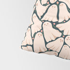Little ghosts and flowers halloween pattern Pillow Sham Gallery Image 4