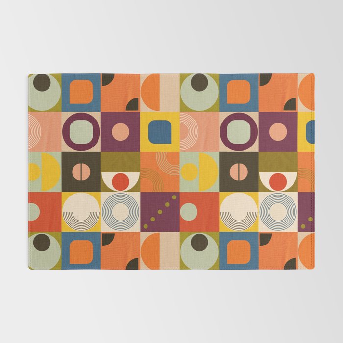 Vibrant Geometric Squares and Circles Pattern - Modern Craft Rug Gallery Image 2