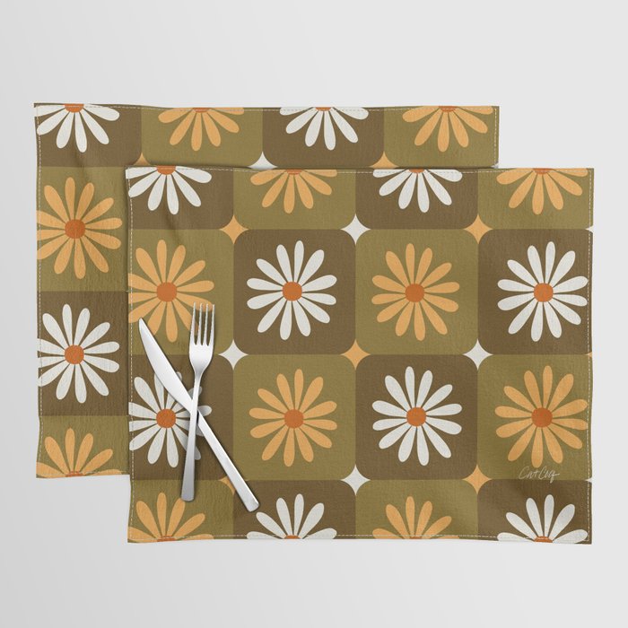 Checkered Daisies - Retro & Olive Placemat Gallery Image 1