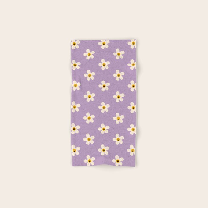 Retro Happy Daisy Flower in Purple Bath Towel Gallery Image 1