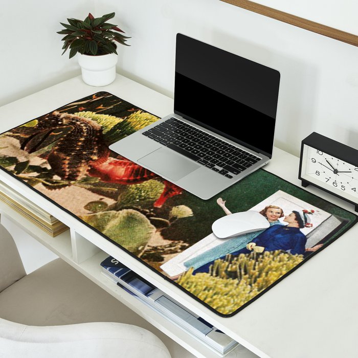 Under the Sea // Seahorses Desk Mat Gallery Image 2