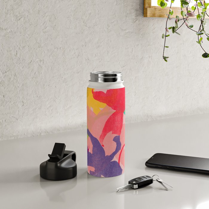 lily 71 Water Bottle Gallery Image 4