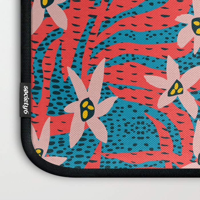 BAZAAR COSMICA WILD Laptop Sleeve Gallery Image 3