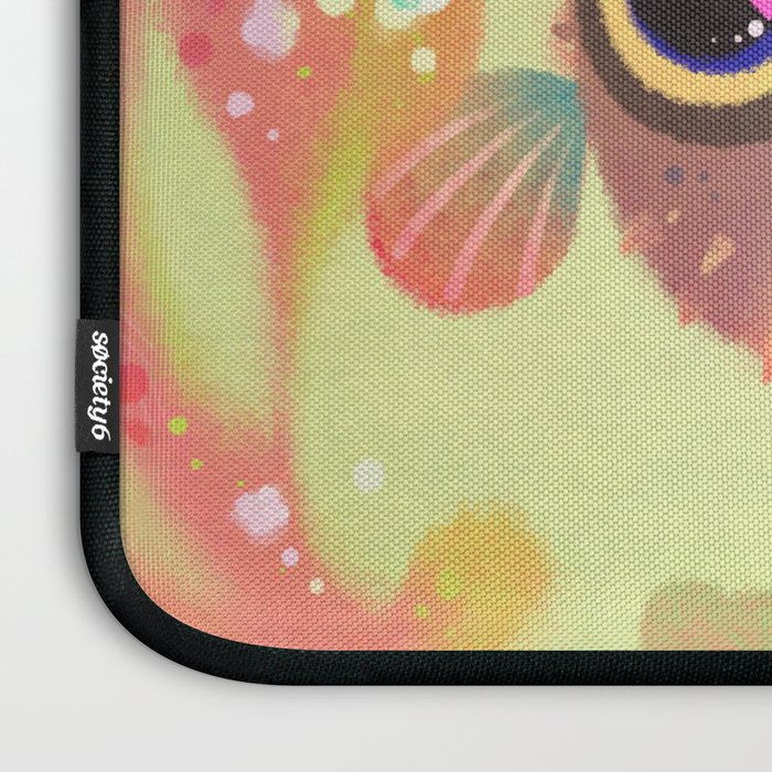 Smiling puffer Laptop Sleeve Gallery Image 3