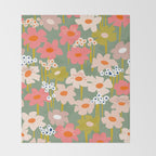 Retro flower pattern 3 Throw Blanket Gallery Image 2
