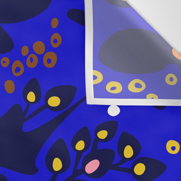 Blue home jungle: Organic shapes and flowers Wall Tapestry Gallery Image 3