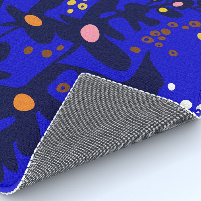 Blue home jungle: Organic shapes and flowers Rug Gallery Image 4