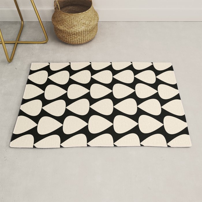 Plectrum Pattern in Almond Cream and Black Rug Gallery Image 1