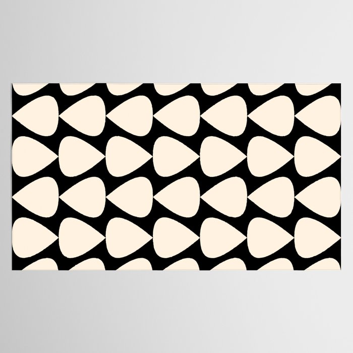 Plectrum Pattern in Almond Cream and Black Tablecloth Gallery Image 2