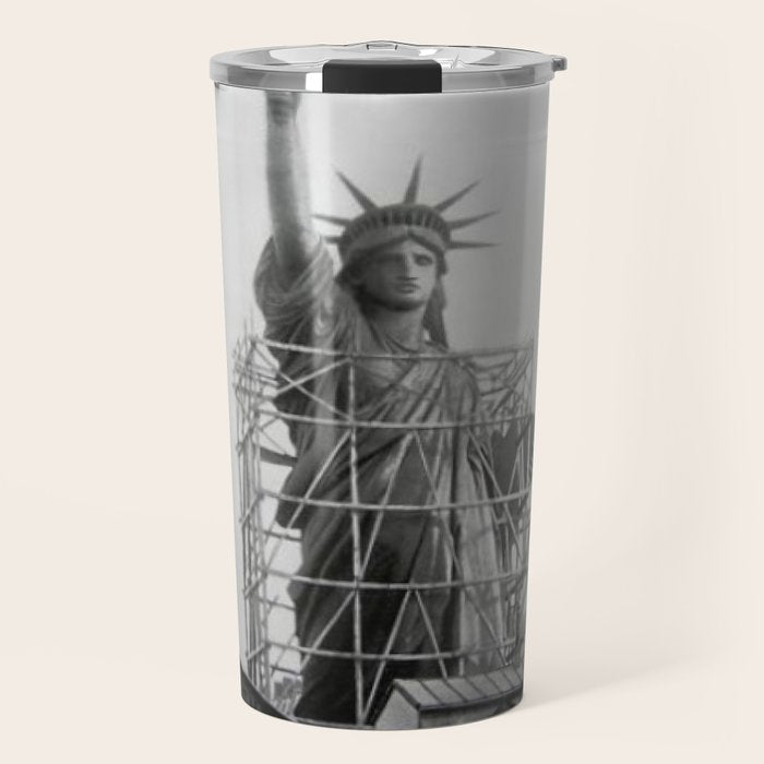 Piecing Together of the Architecture of the Statue Of Liberty In Paris, 1886 black and white photograph Travel Mug Gallery Image 1