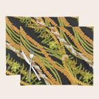 Diagonal Lei with more pakalana to add more green to the design Placemat Gallery Image 1