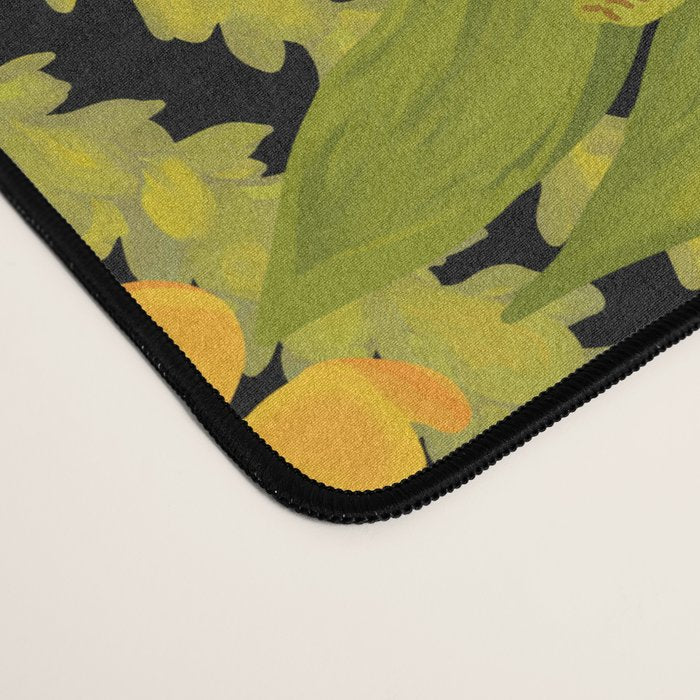 Diagonal Lei with more pakalana to add more green to the design Desk Mat Gallery Image 4
