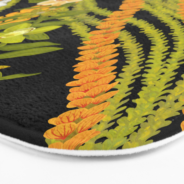 Diagonal Lei with more pakalana to add more green to the design Bath Mat Gallery Image 3
