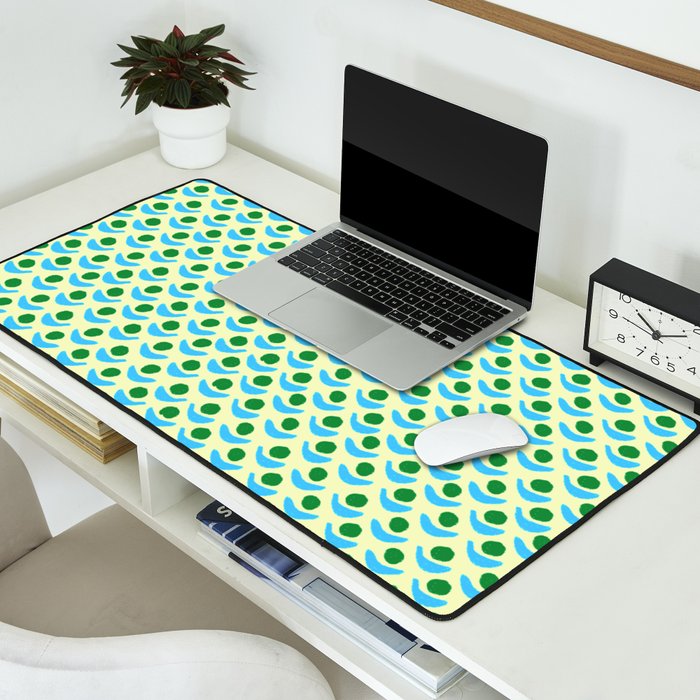 Dolly Daze Desk Mat Gallery Image 2