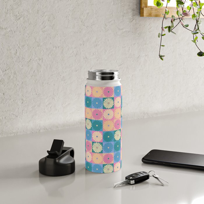 Retro Flowers Check Pattern XXIII Water Bottle Gallery Image 4