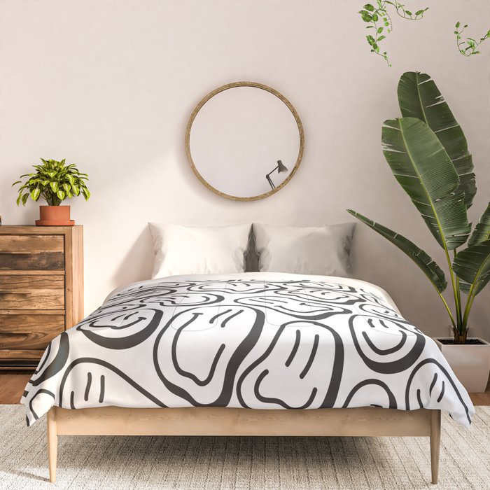 Black and white happy face pattern Comforter Gallery Image 3