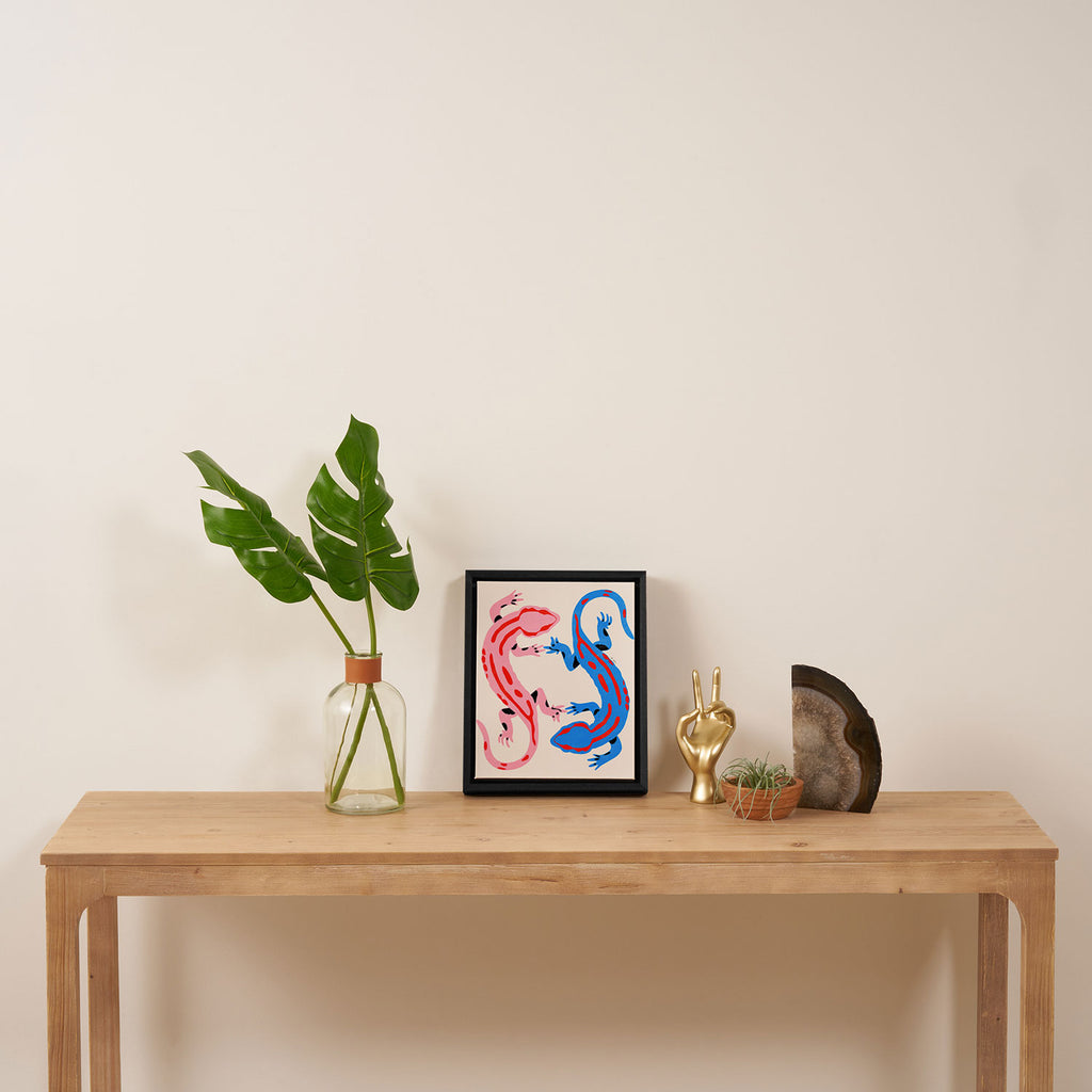 Colorful salamanders Framed Canvas Print Gallery Image 4