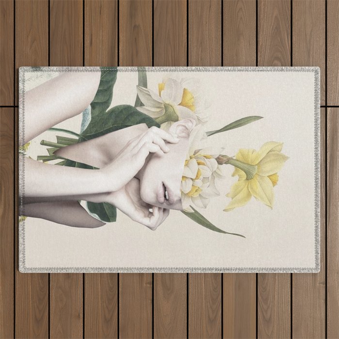 Bloom 4 Outdoor Rug Gallery Image 1