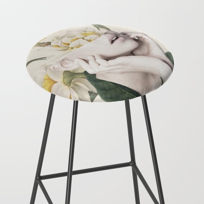 Bloom 4 Stool Gallery Image 2