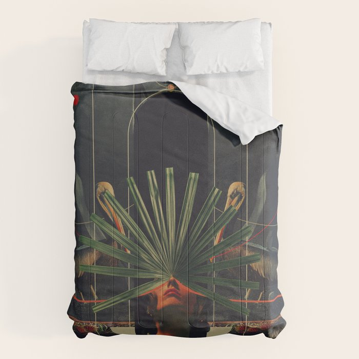 She saw the Equator Comforter Gallery Image 6