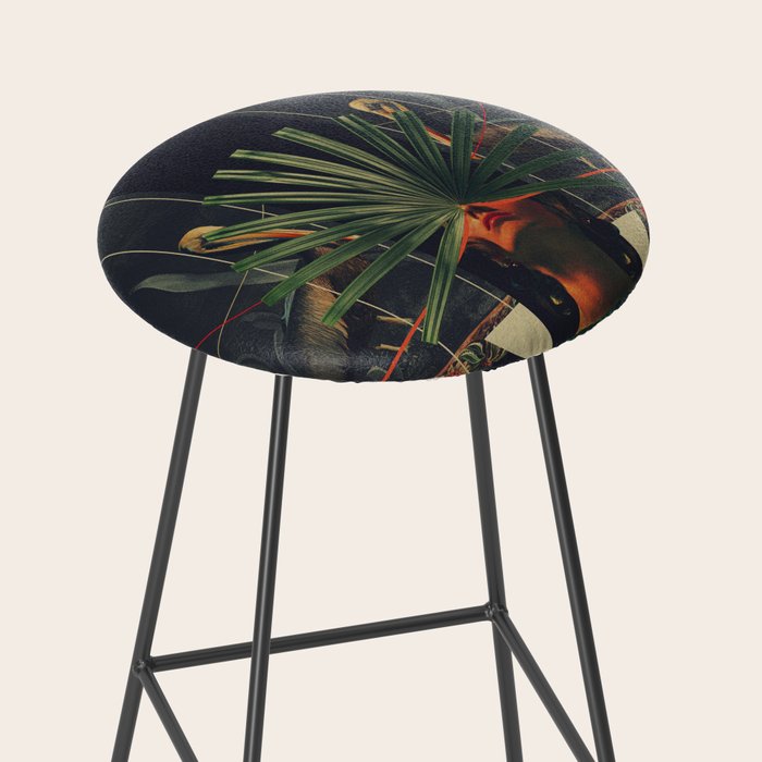 She saw the Equator Stool Gallery Image 2