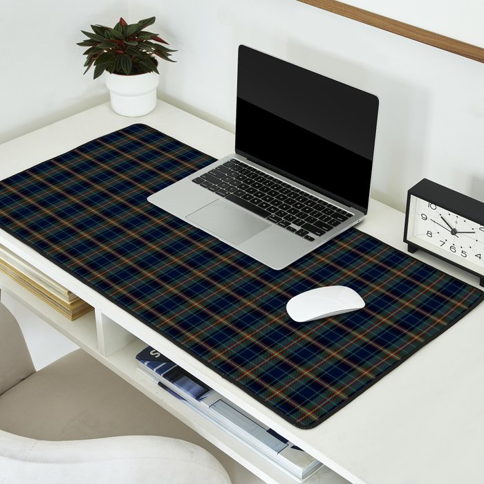 Queen of Tartan 4 Desk Mat Gallery Image 2