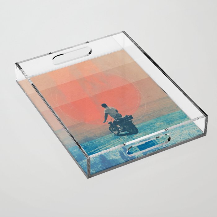 Looking right into the Eye of the Summer Acrylic Tray Gallery Image 1