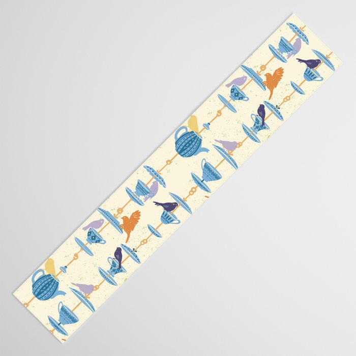 Garden Bird feeding antique white Table Runner Gallery Image 3