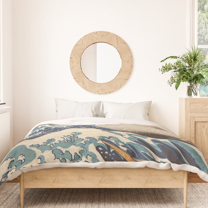 The Great Wave off Kanagawa Duvet Cover Gallery Image 3