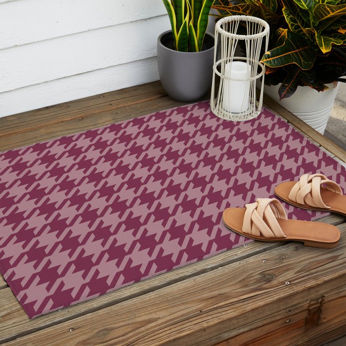 Houndstooth Ripe Mauve Outdoor Rug Gallery Image 2
