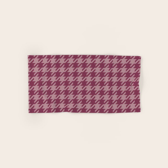Houndstooth Ripe Mauve Bath Towel Gallery Image 1