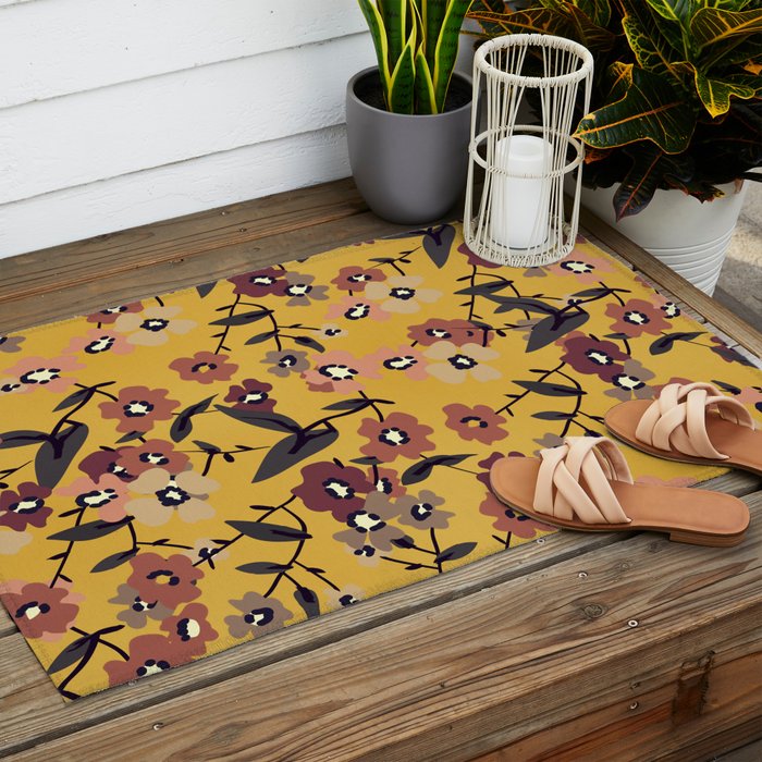  Warm Floral Pattern Outdoor Rug Gallery Image 2