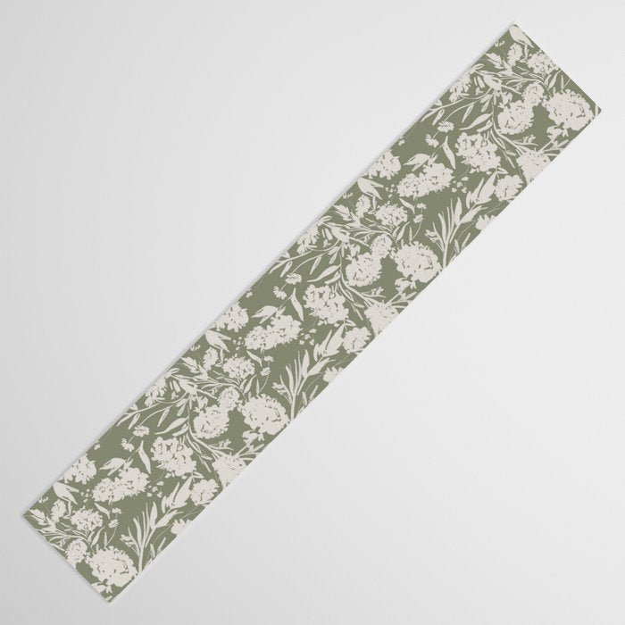 Evergreen Garden Table Runner Gallery Image 3