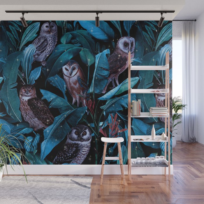 Owl and Leaf Garden Wall Mural Gallery Image 1